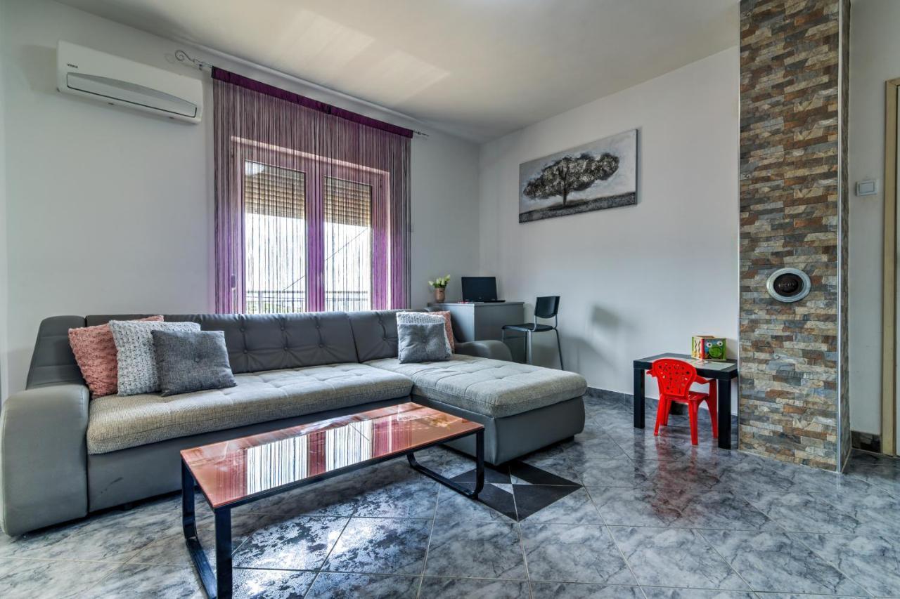 Lovely Apartments Senj Сен Екстериор снимка