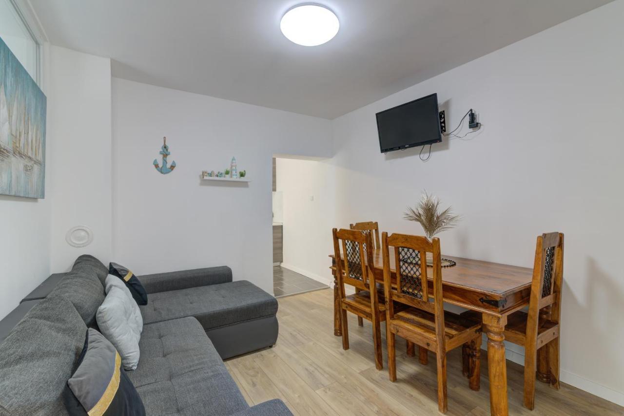Lovely Apartments Senj Сен Екстериор снимка